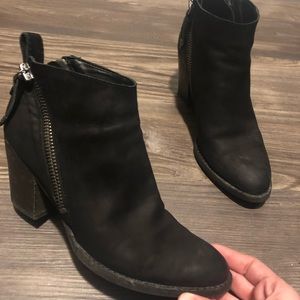 Dolce Vita Jaeger Booties 7.5